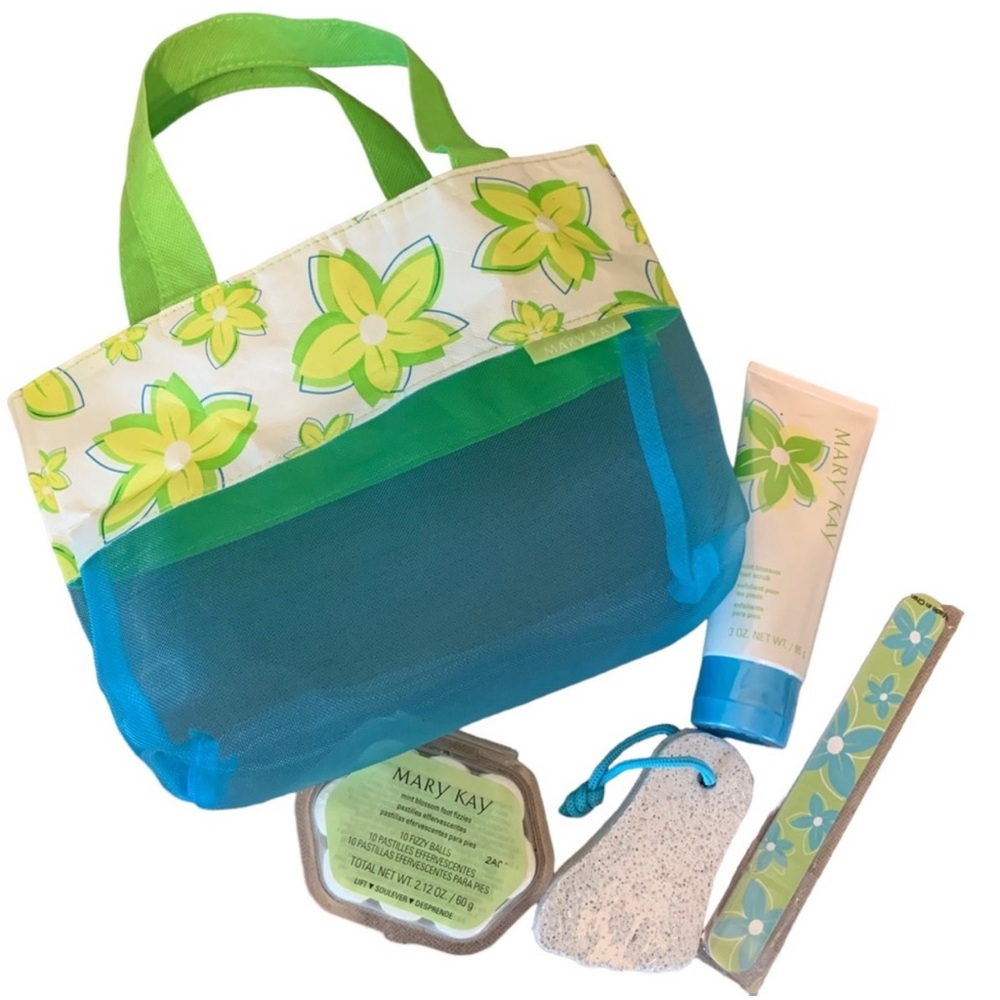 Mary Kay Retired Floral Tote with Pedicure Set in Mint Blossom